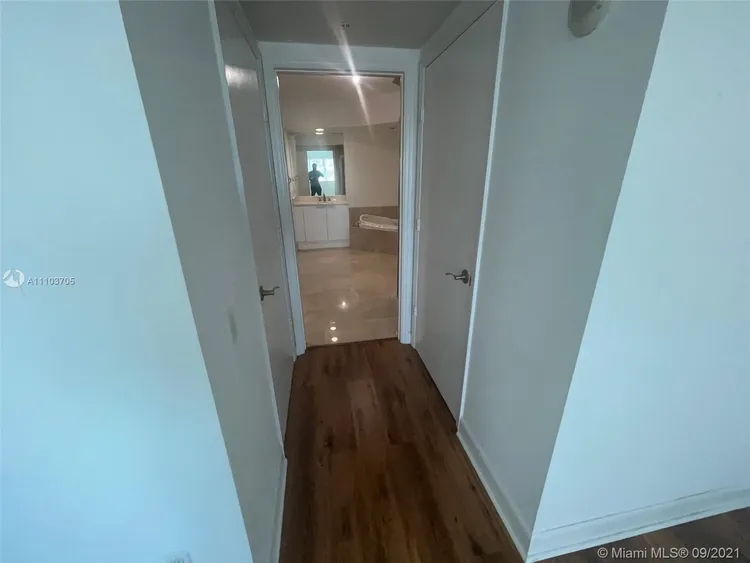 One Fifty One At Biscayne #704 image #12