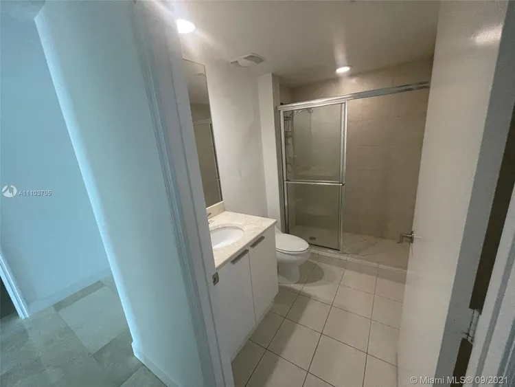 One Fifty One At Biscayne #704 image #19