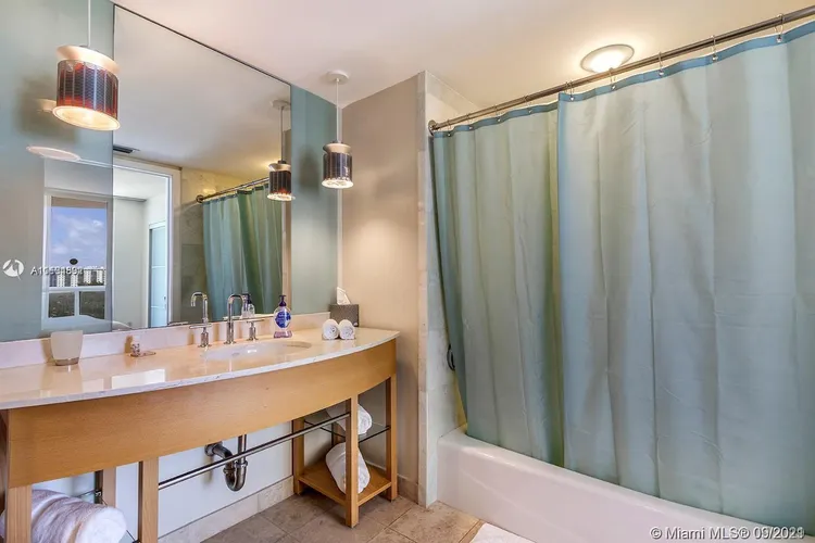 Marenas Resort #1007 image #14
