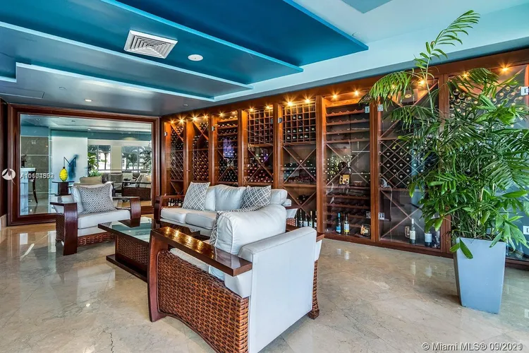 Marenas Resort #1007 image #19
