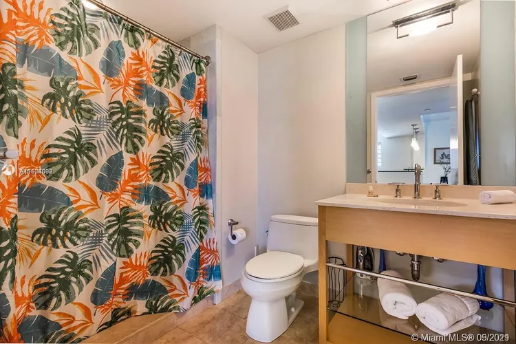 Marenas Resort #1007 image #7