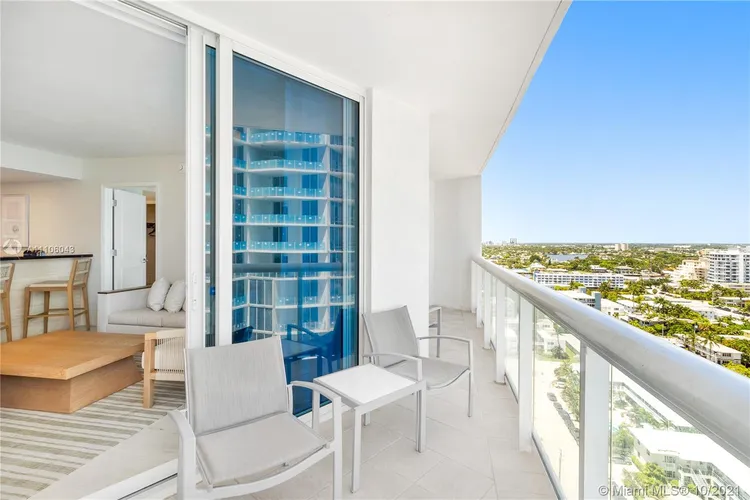 Hilton Q Club #1706 image #15