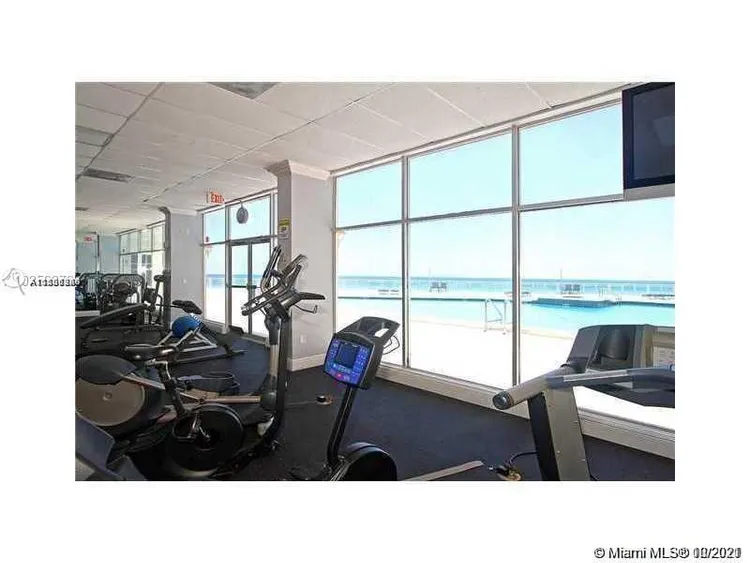 Burleigh House #1121 image #25