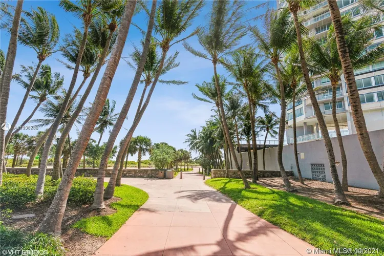 Burleigh House #1121 image #8