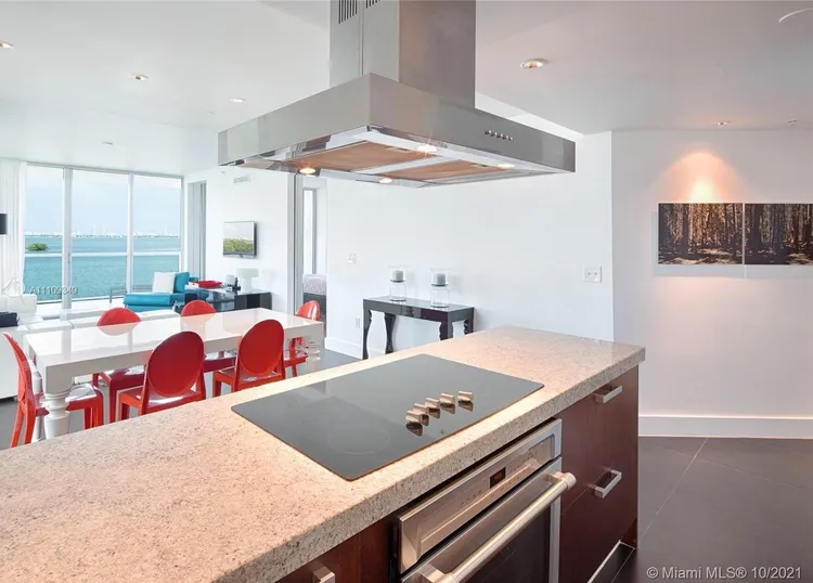 IOS on the Bay #405 image #11