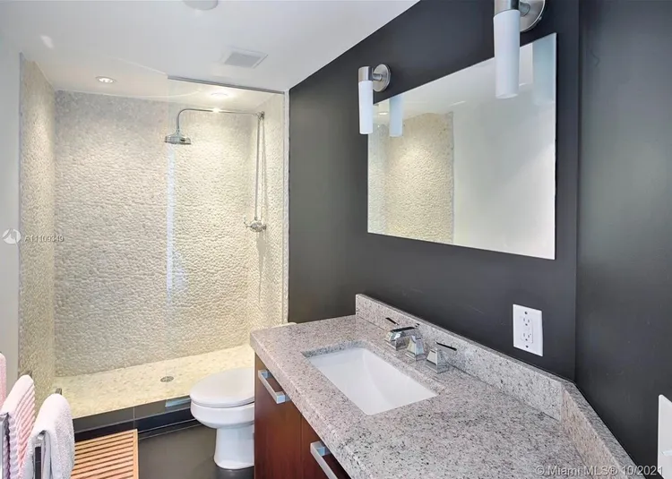 IOS on the Bay #405 image #14