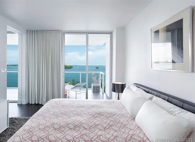 IOS on the Bay #405 image #6