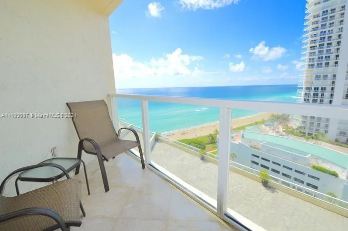 La Perla #1509 image #19