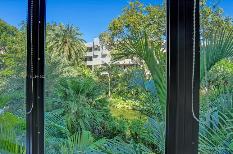 Key Colony IV Botanica #175 image #19