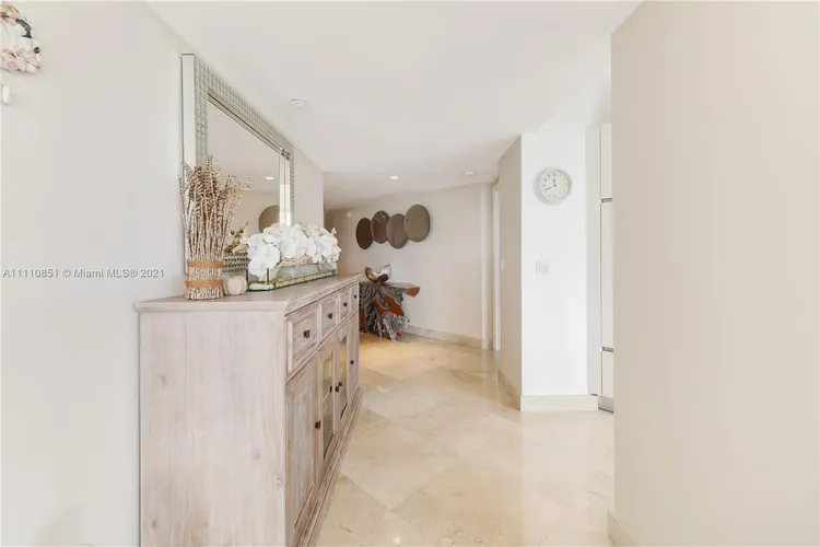 Mirage #5E image #16