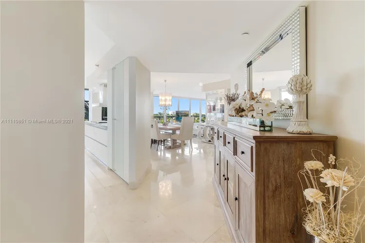 Mirage #5E image #19