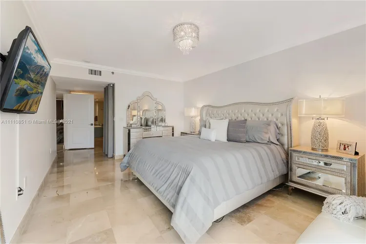 Mirage #5E image #23