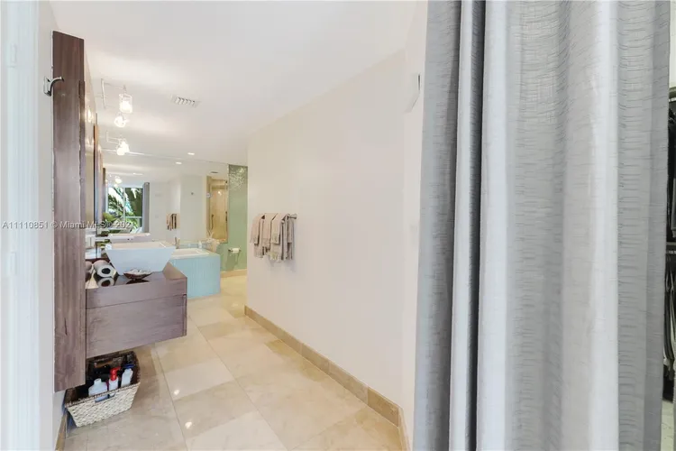 Mirage #5E image #25