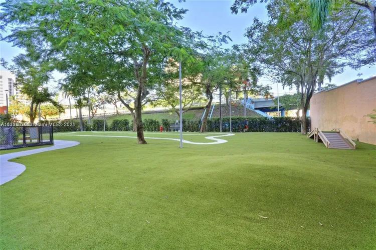 Neo Lofts #1612 image #22