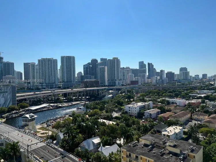 Neo Lofts #1612 image #29