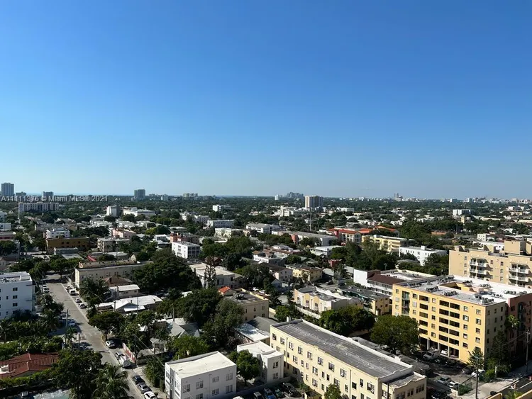 Neo Lofts #1612 image #31