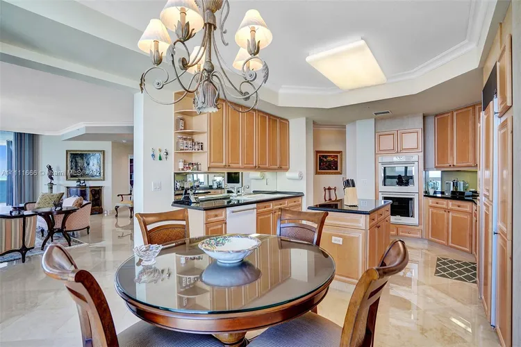 L'Hermitage North Tower #2309 image #15