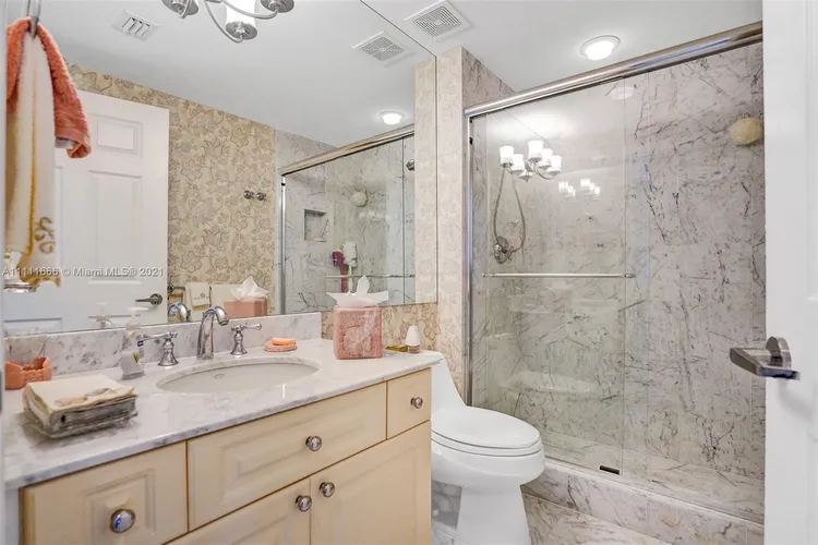 L'Hermitage North Tower #2309 image #23