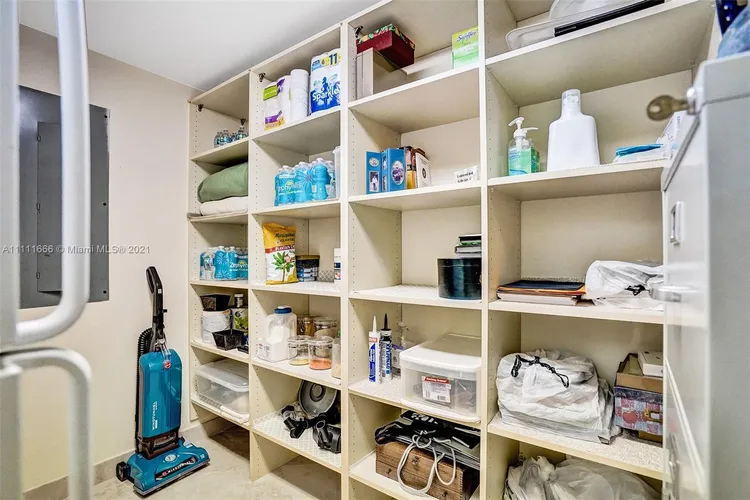 L'Hermitage North Tower #2309 image #27