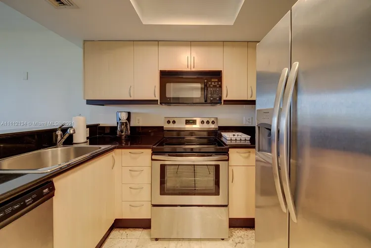 The Mutiny #910 image #10