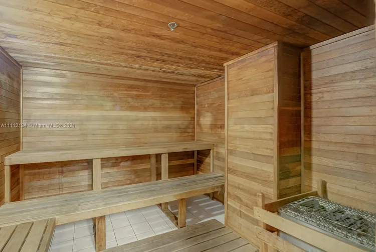 The Mutiny #910 image #27