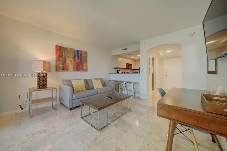 The Mutiny #910 image #8