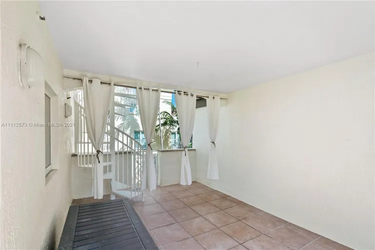 Courts at South Beach #10020 image #16