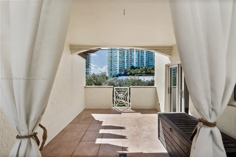 Courts at South Beach #10020 image #17