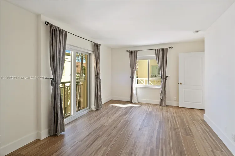 Courts at South Beach #10020 image #21