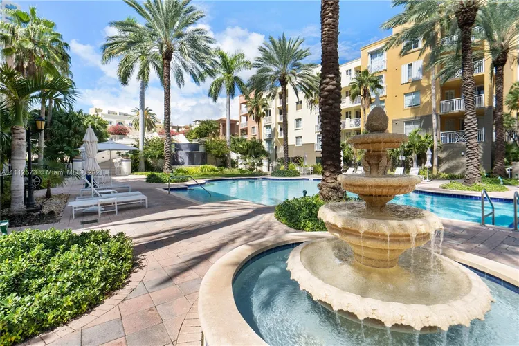 Courts at South Beach #10020 image #33