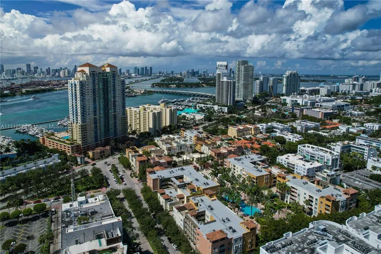 Courts at South Beach #10020 image #37