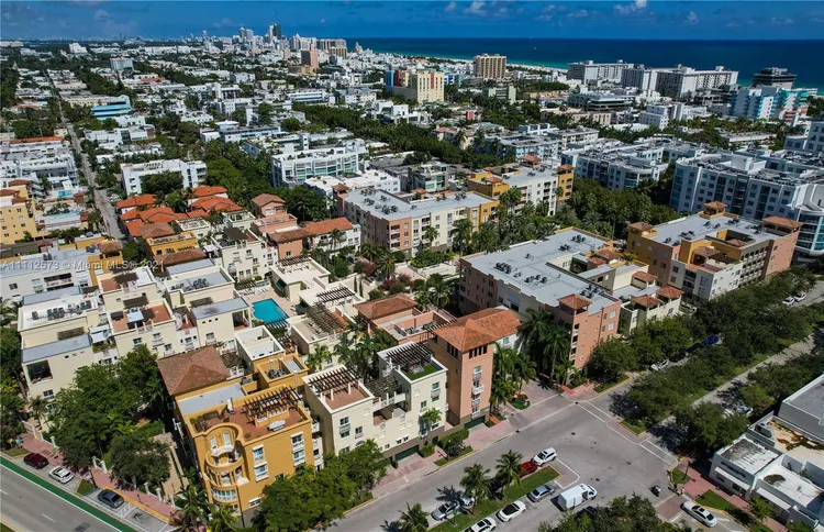 Courts at South Beach #10020 image #40