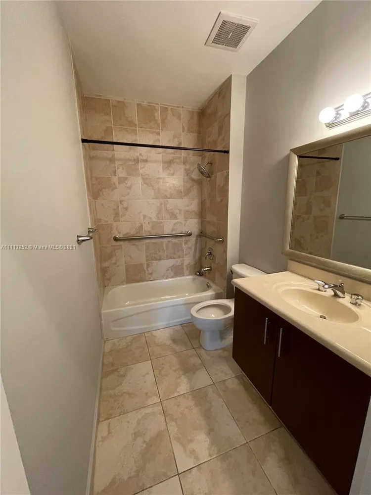 360 Condo #PH3 image #12