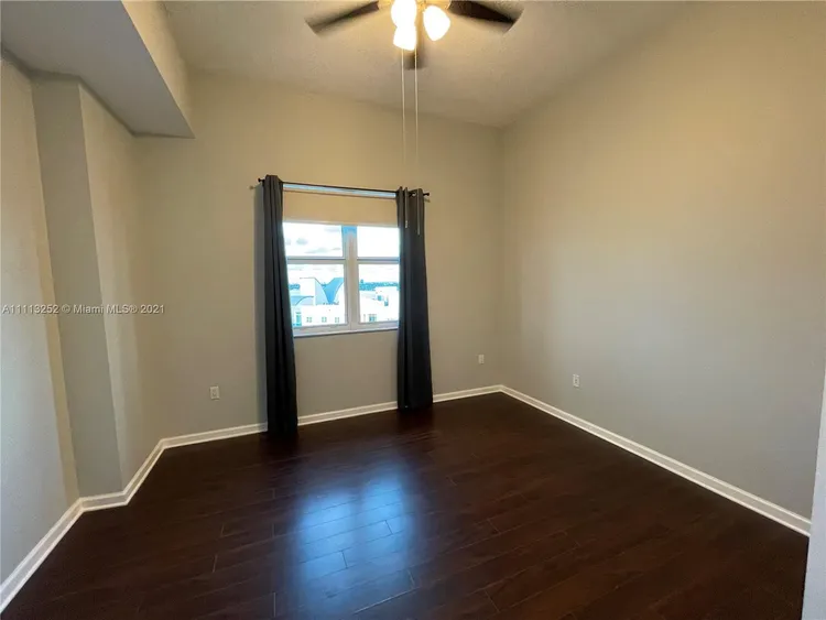 360 Condo #PH3 image #13