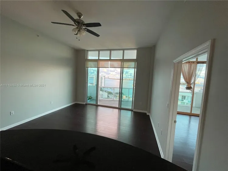 360 Condo #PH3 image #7