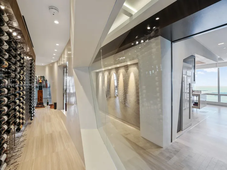 The Four Seasons Residences #PH1 image #53