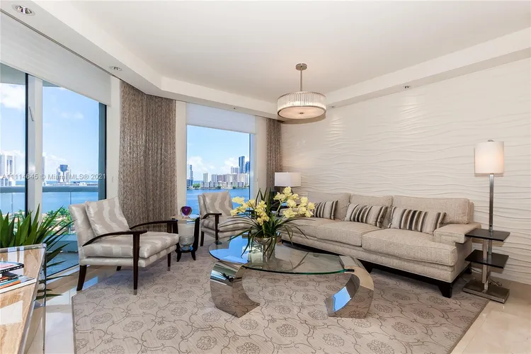 Bella Mare #1105 image #11