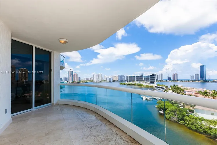 Bella Mare #1105 image #12