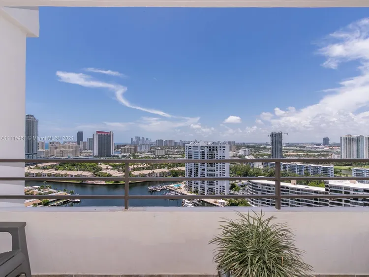 Olympus Towers and Marina #2501 image #13