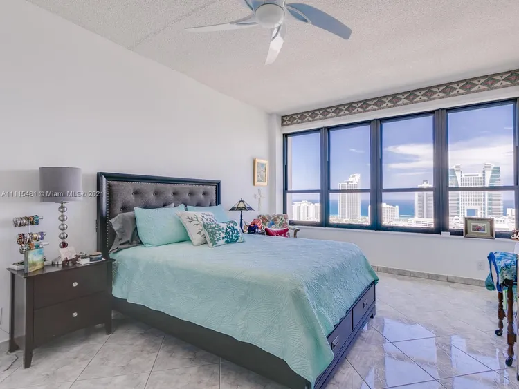 Olympus Towers and Marina #2501 image #30