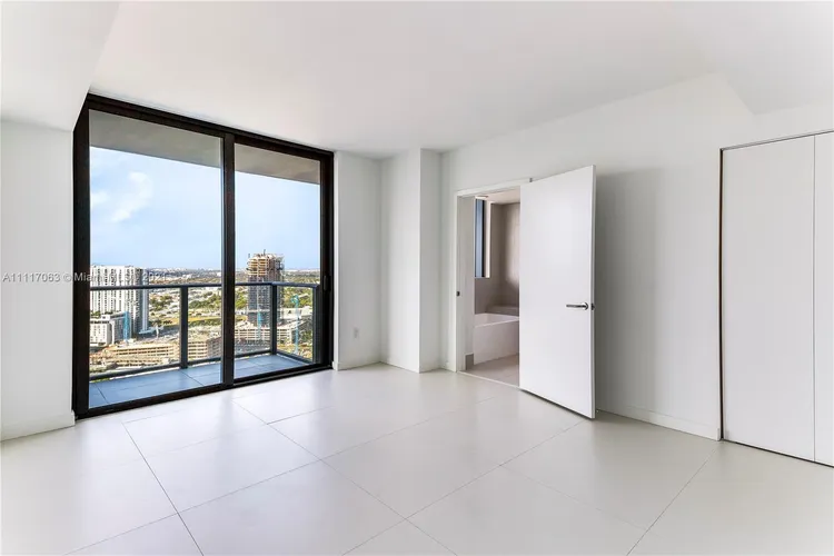 Paraiso Bayviews #3008 image #8