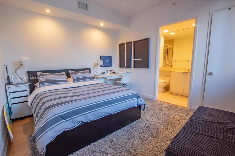 Ocean Club - Club Tower Two #301 image #29