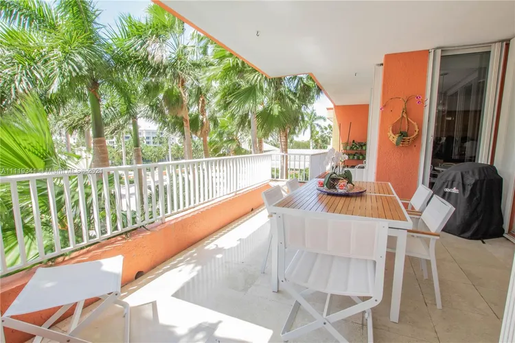 Ocean Club - Club Tower Two #301 image #9