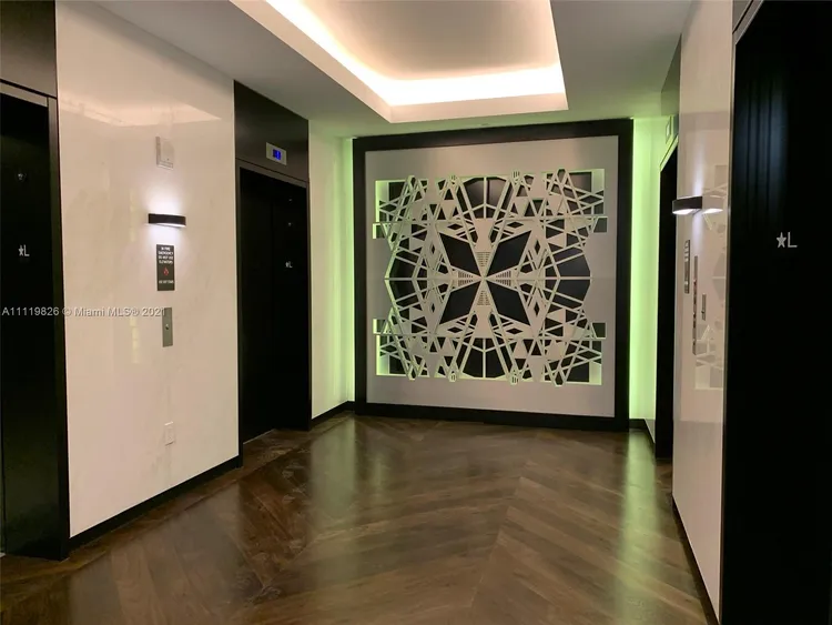 Muze at Met #PH2 image #44