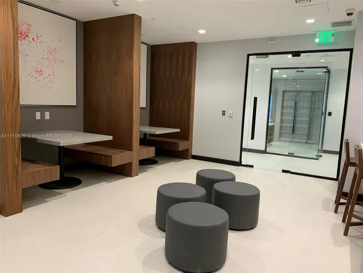 Muze at Met #PH2 image #47