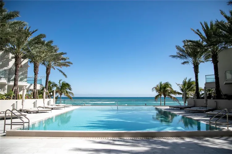 Turnberry Ocean Club Residences #401 image #17