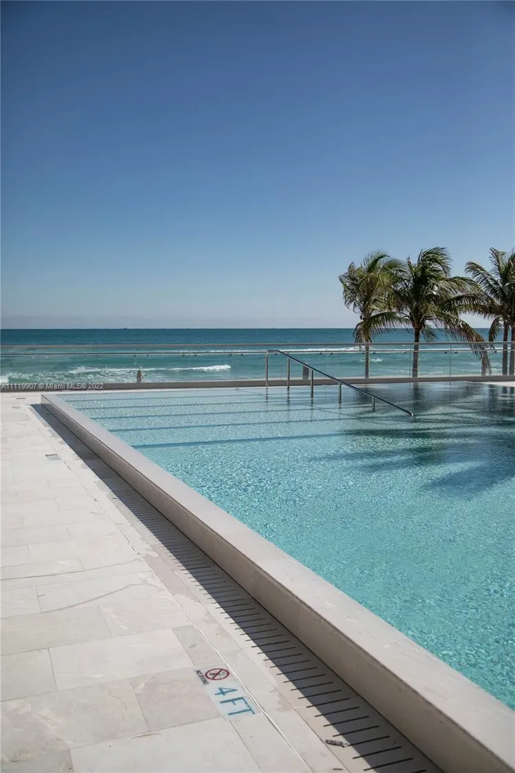 Turnberry Ocean Club Residences #401 image #18