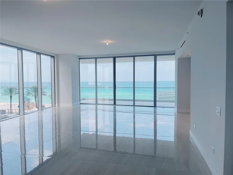 Turnberry Ocean Club Residences #401 image #6