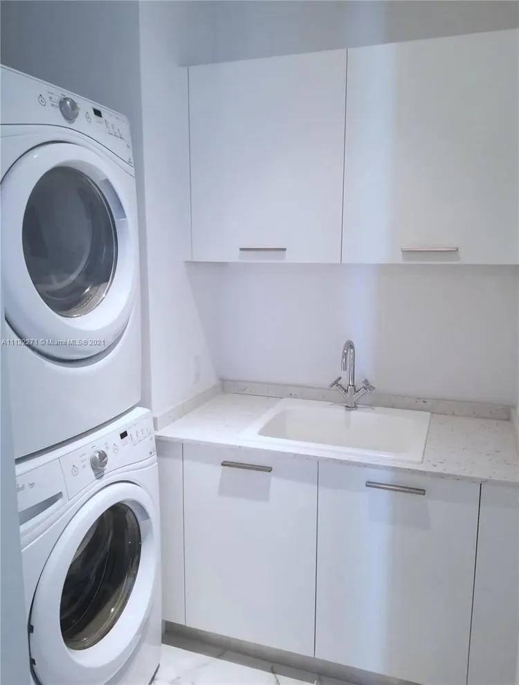 Brickell House #4101 image #19