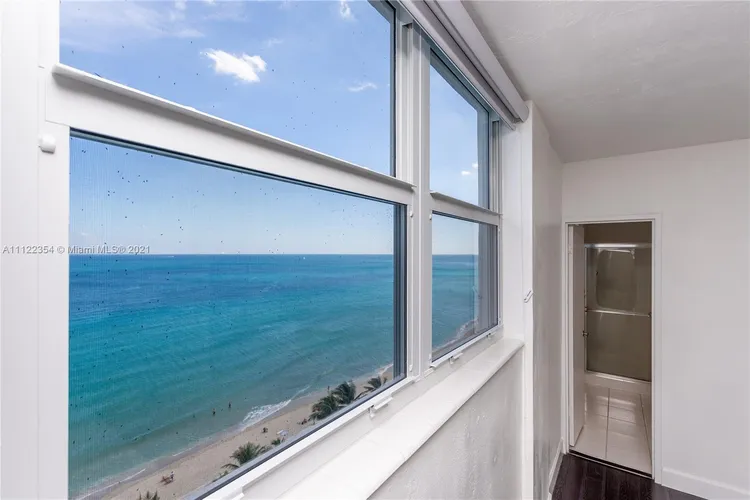 The Residences On Hollywood Beach #1509 image #20